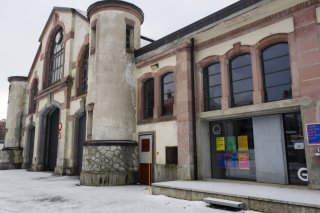 La manifestation, dont le centre névralgique sera les anciens abattoirs de La Chaux-de-Fonds, dévoile les premiers artistes qui collaboreront avec lcdf27 (archives). KEYSTONE/JEAN-CHRISTOPHE BOTT